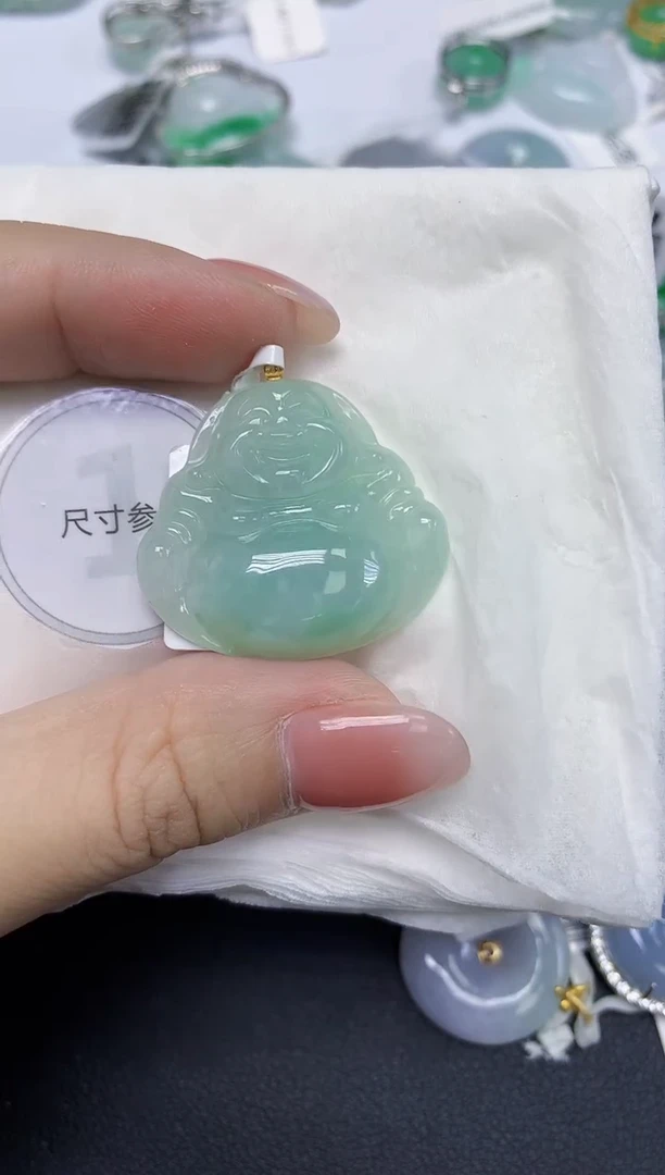 颈饰18K金镶嵌翡翠天然缅甸翡翠A货多样性发一件