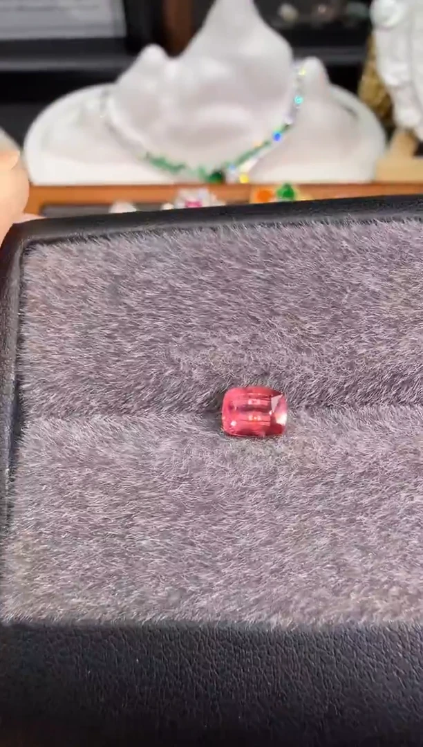 裸石尖晶石马亨盖0.89CT-A200-1P