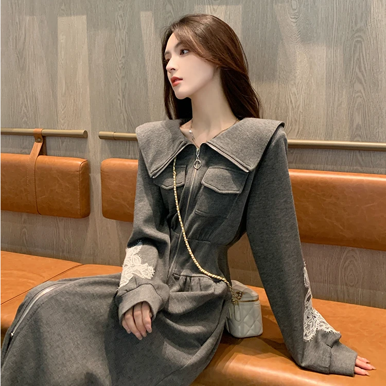 设计感气质减龄灰色卫衣裙女初秋新款时尚洋气拉链翻领长袖连衣裙
