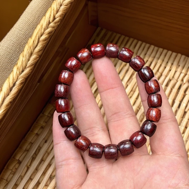 A18小叶紫檀鸡血红直切卡1.0单圈手串