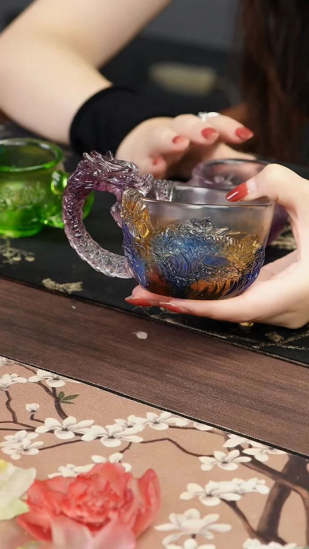 手工艺品琉璃紫色龙杯
