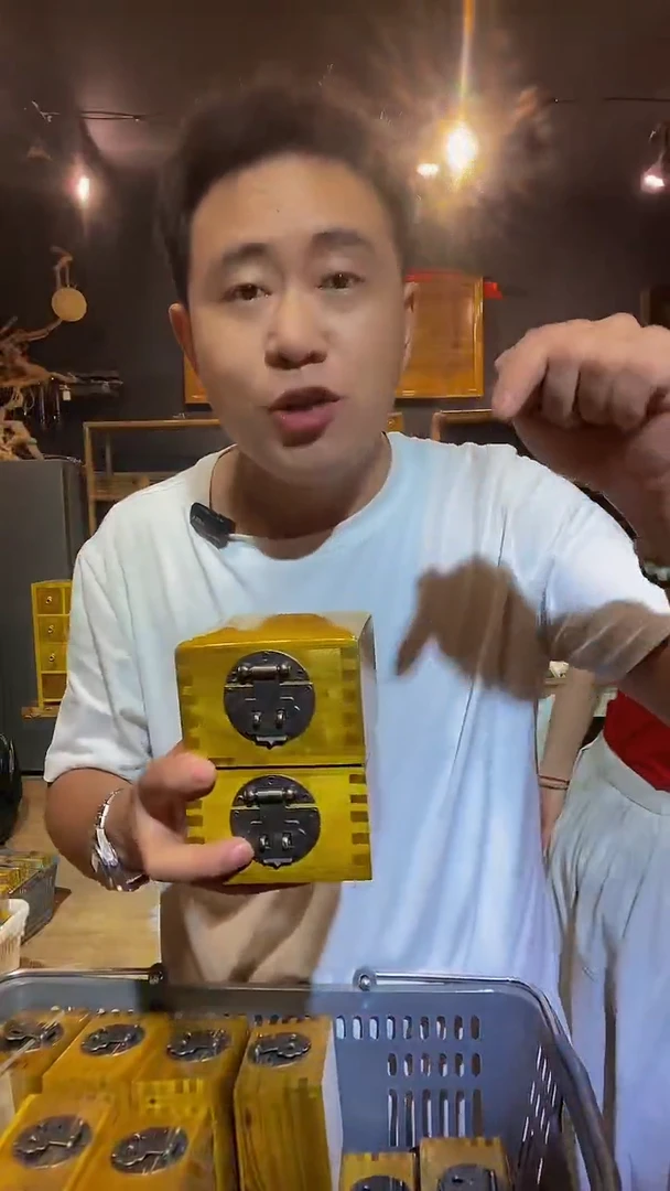 木金丝楠木制品方盒10*10*6一个