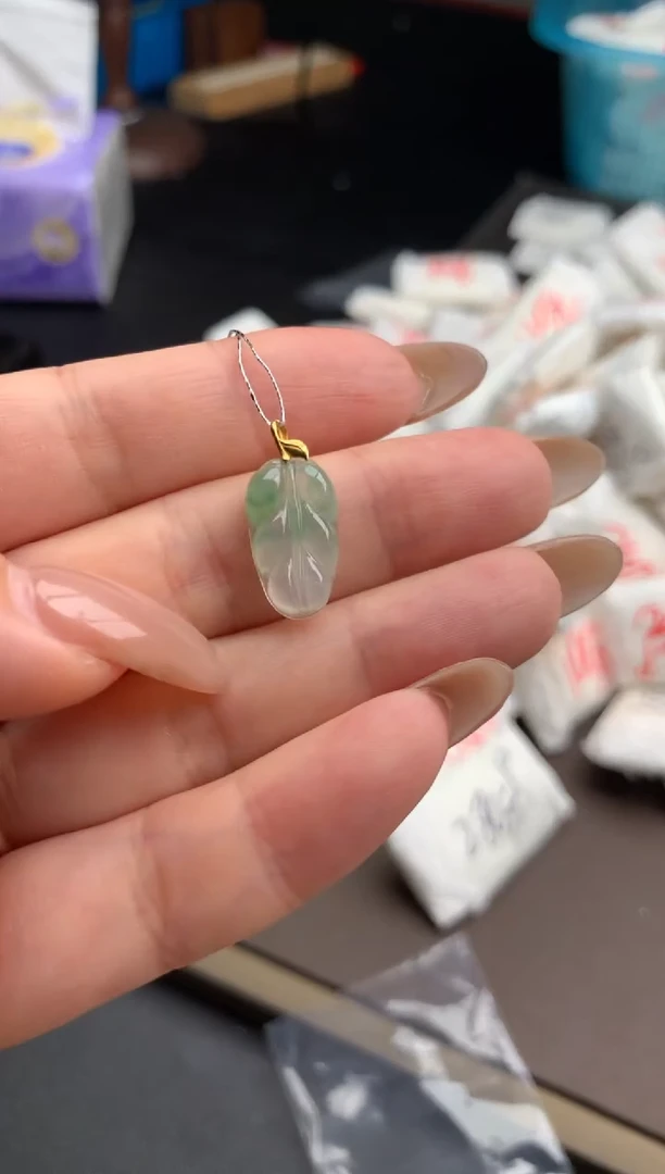 【闪购商品】翡翠颈饰18K金镶嵌  一