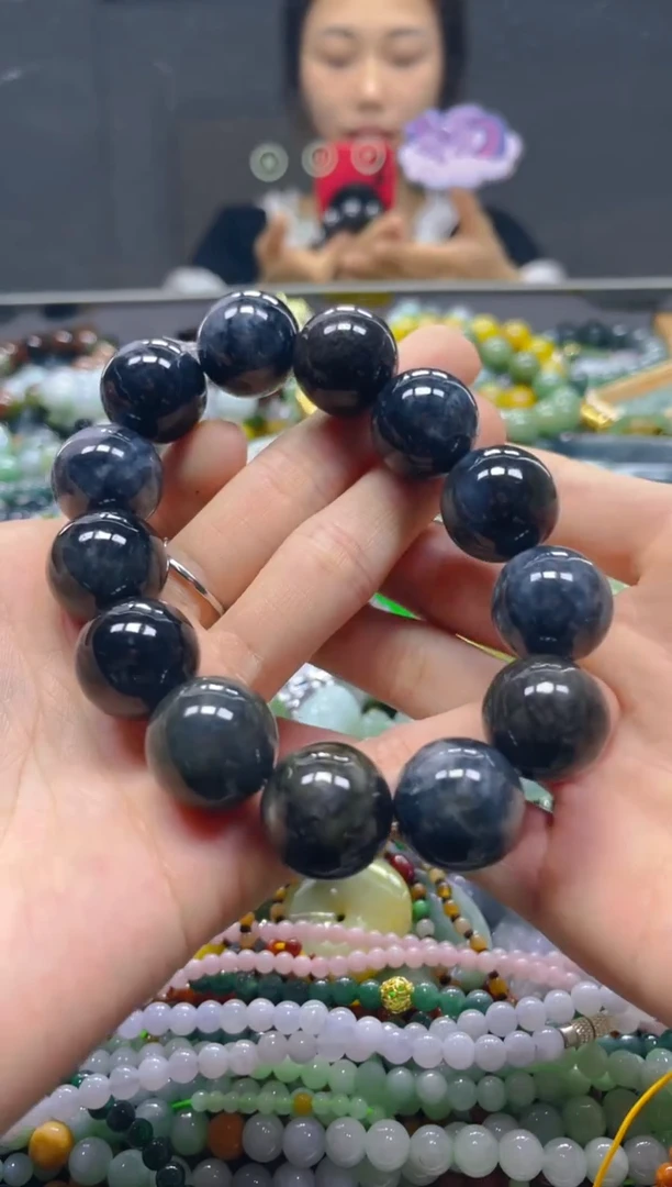 颈饰未镶嵌翡翠17MM