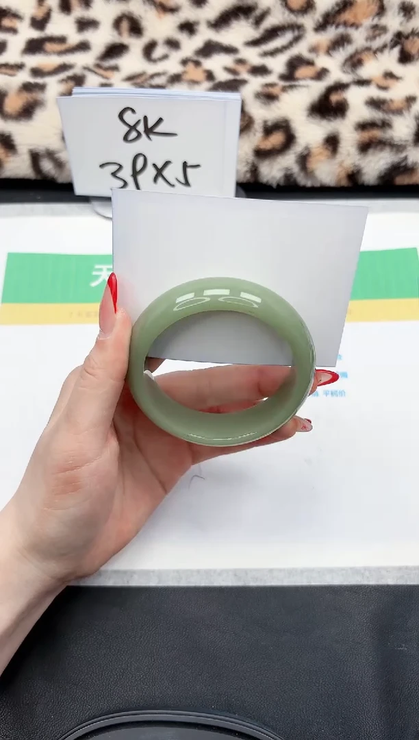 【闪购商品】石英质玉手镯未镶嵌338-57.6