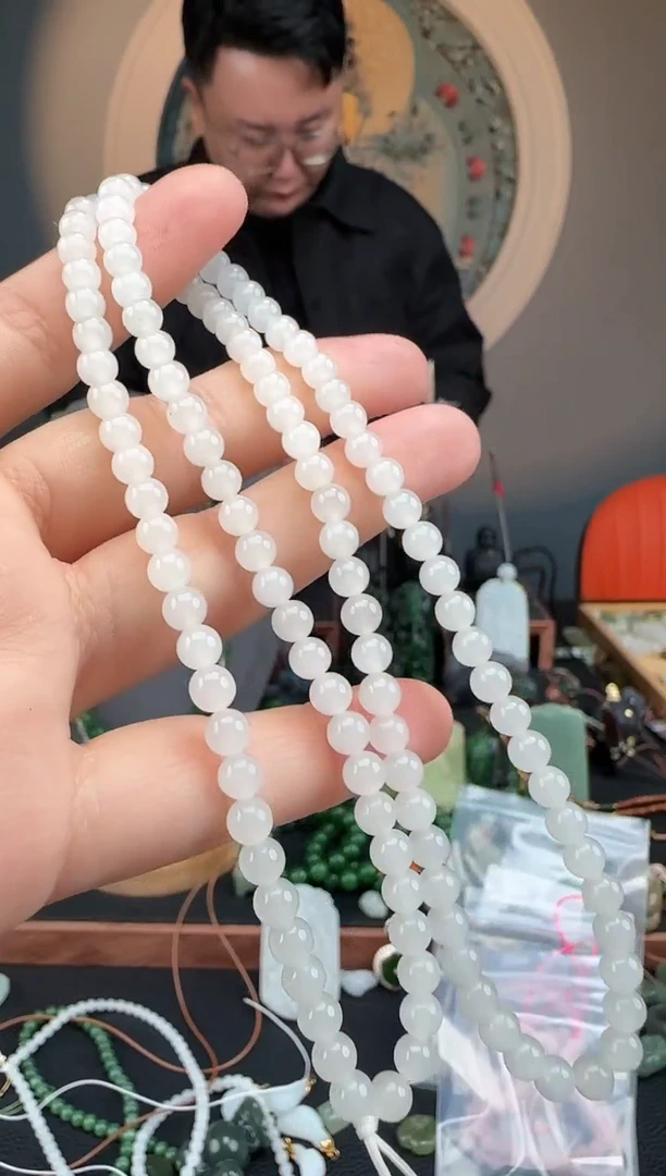 颈饰未镶嵌和田玉和田玉