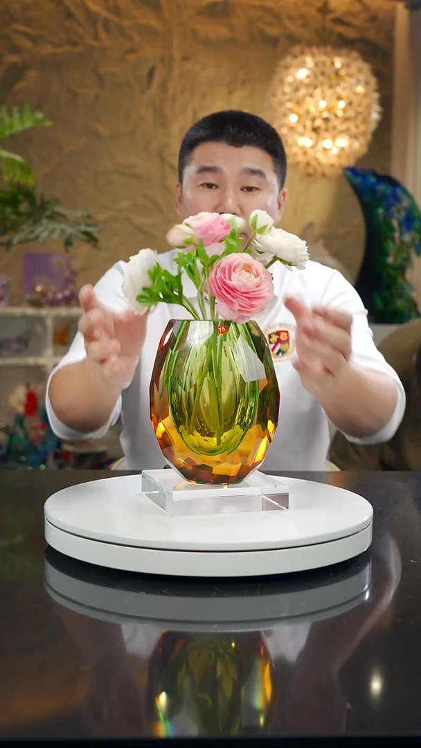 摆件福利琥珀绿切面花瓶