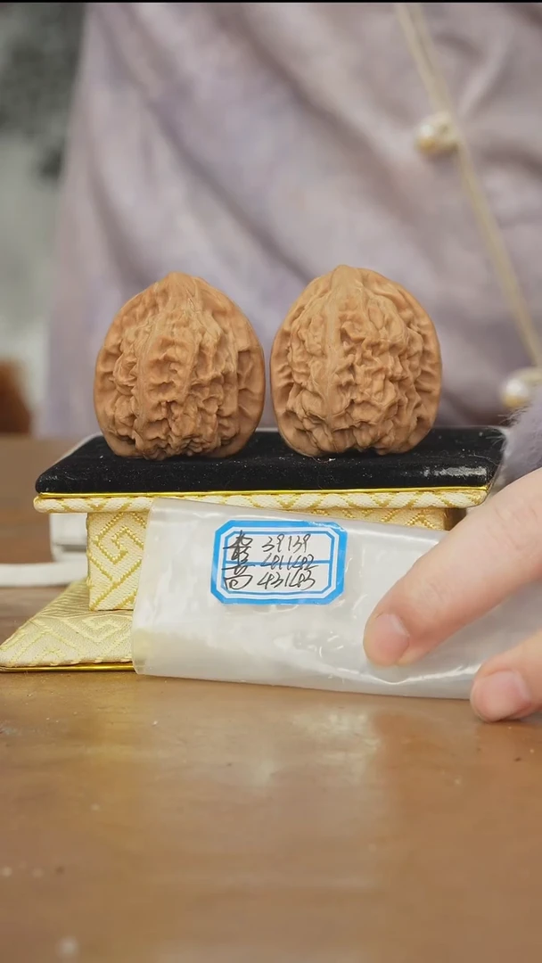 把件文玩核桃马蹄