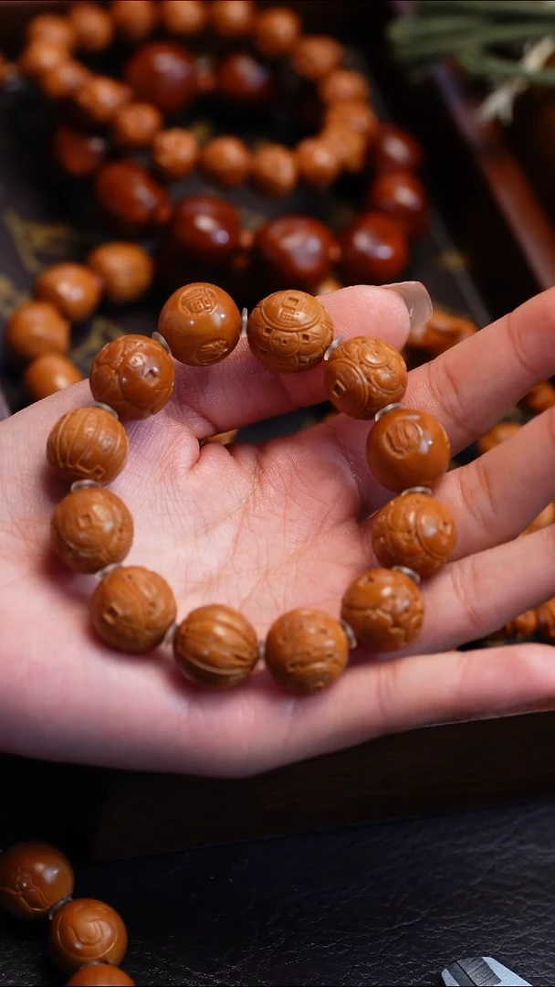 【闪购商品】橄榄核吊坠苏工橄榄核