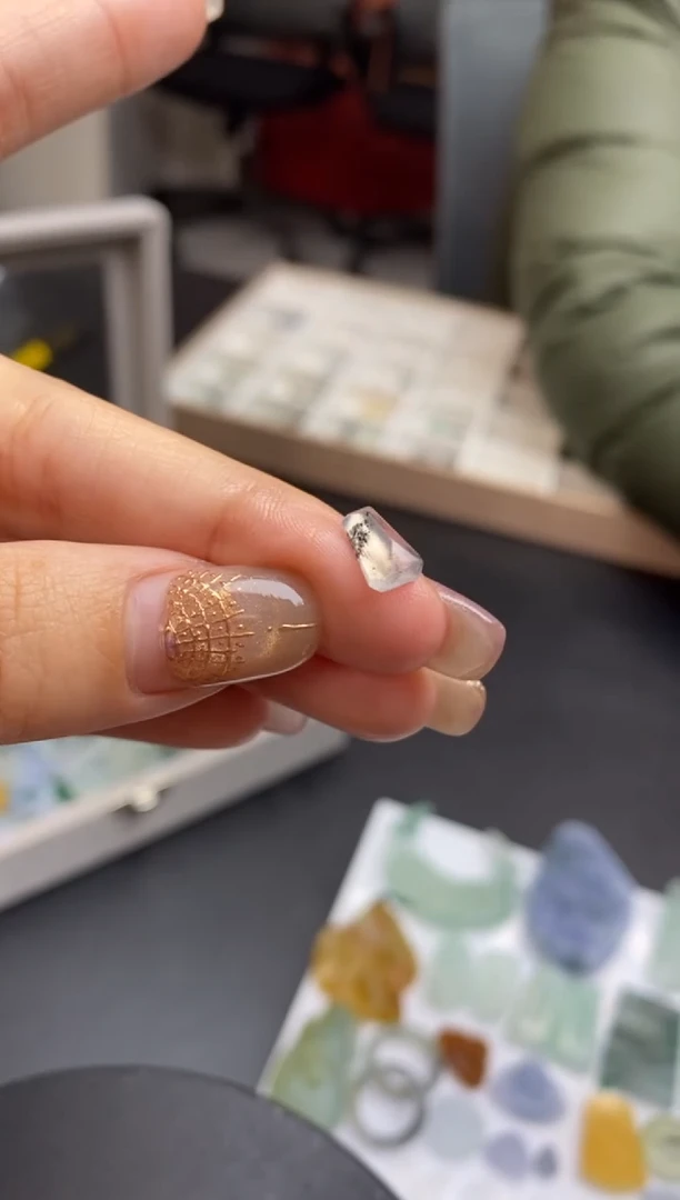 【闪购商品】定制翡翠未镶嵌翡翠毛货~