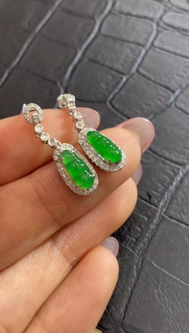 【闪购商品】翡翠颈饰18K金镶嵌收到货48小时鉴赏期（超时不退不换）