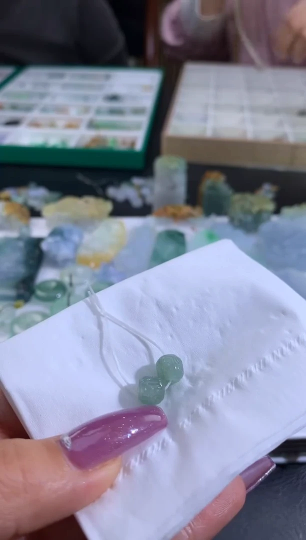 未镶嵌定制翡翠J**n翡翠