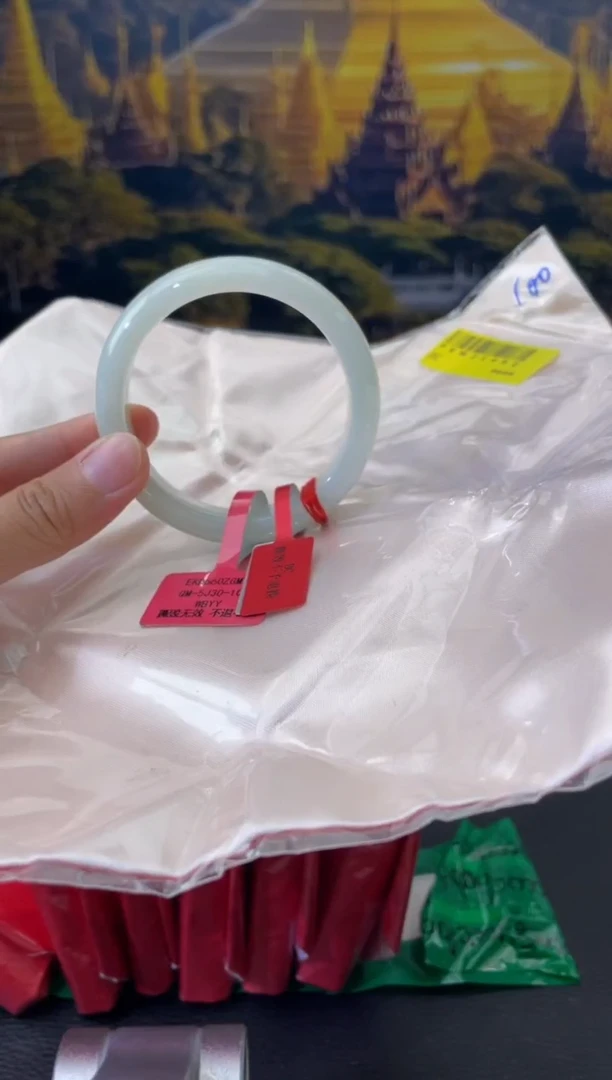 未镶嵌手镯翡翠2