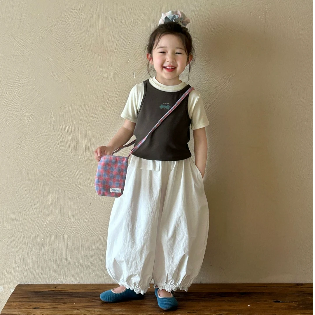2025夏季新韩版童装女童真两件短袖+背心T恤2件套百搭灯笼裤套装