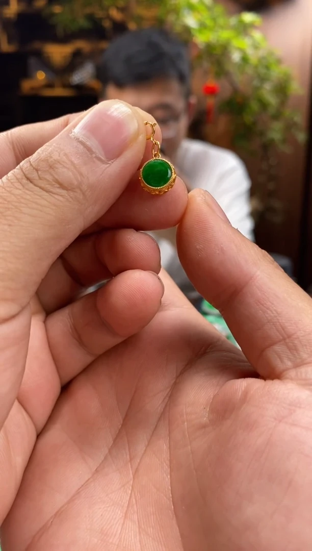 吊坠(不含链)18K金镶嵌翡翠v***idk828天然缅甸翡翠a货