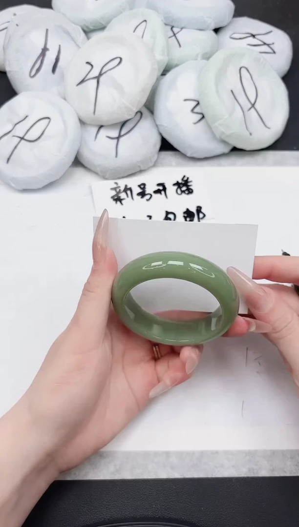 女款东凌手镯175-52