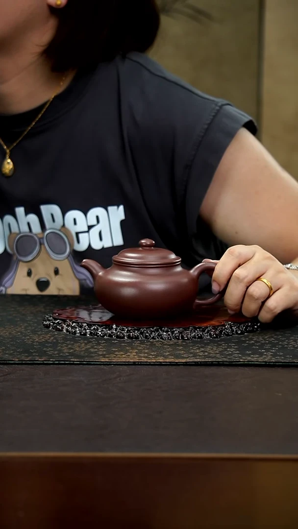 茶壶紫砂@**塔