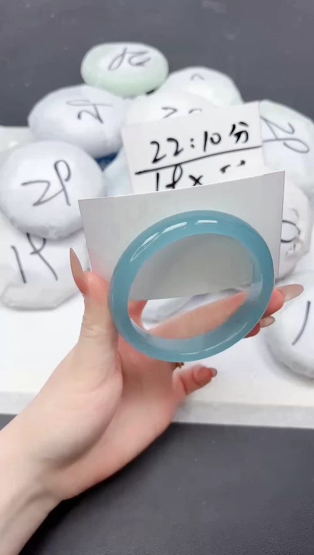 未镶嵌手镯石英质玉9-60