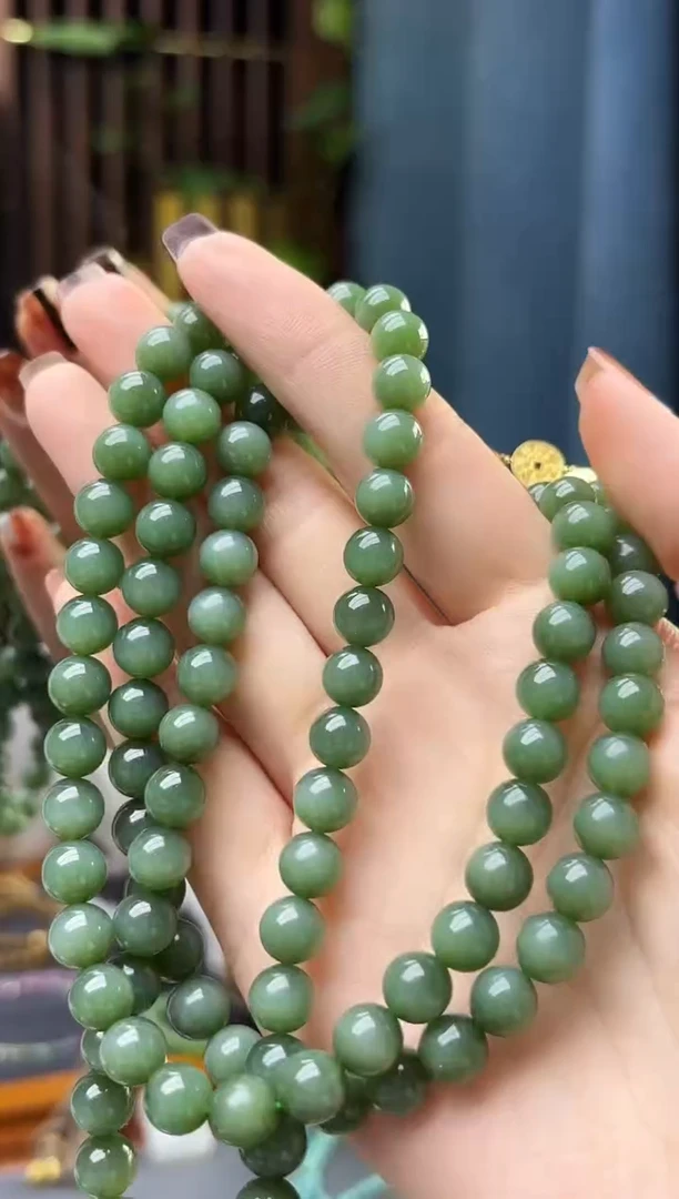 颈饰18K金镶嵌和田玉18K金和田玉项链XEZB