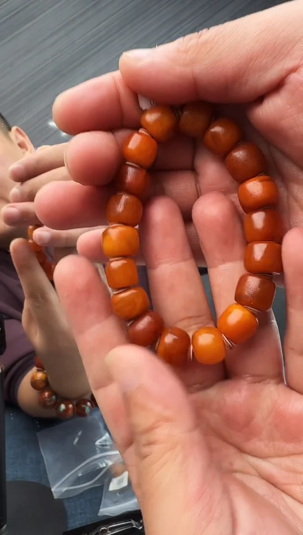 蜜蜡未镶嵌珠宝奇石假一罚十微瑕20，12多样性发其一