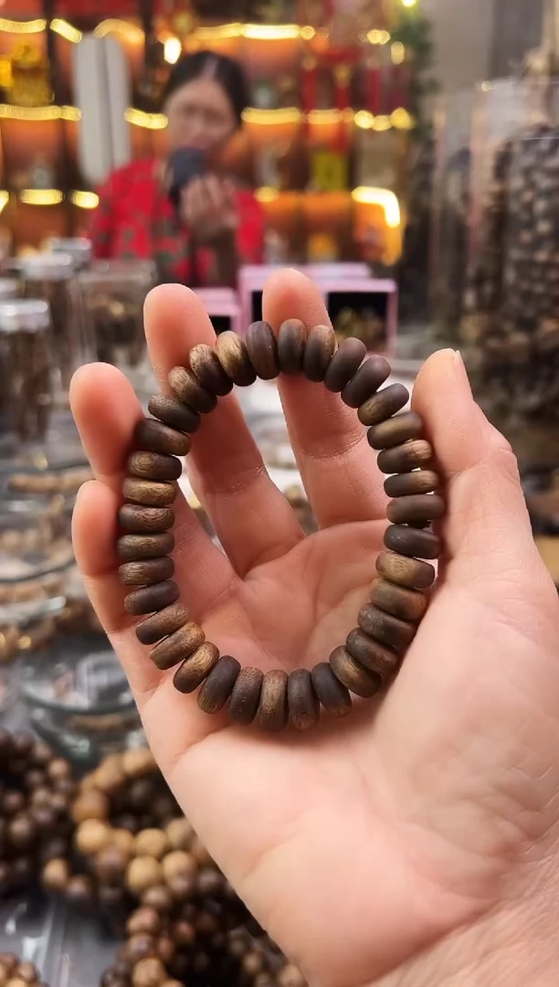 沉香手串棋楠张勺子算盘珠单圈