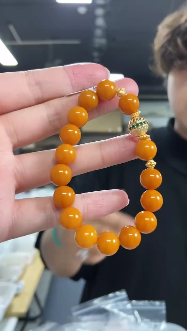 【闪购商品】蜜蜡裸石未镶嵌多样性发其一颜色微差