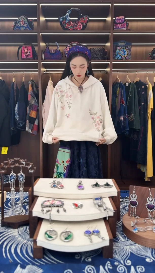 织绣L20黔东南苗族刺绣