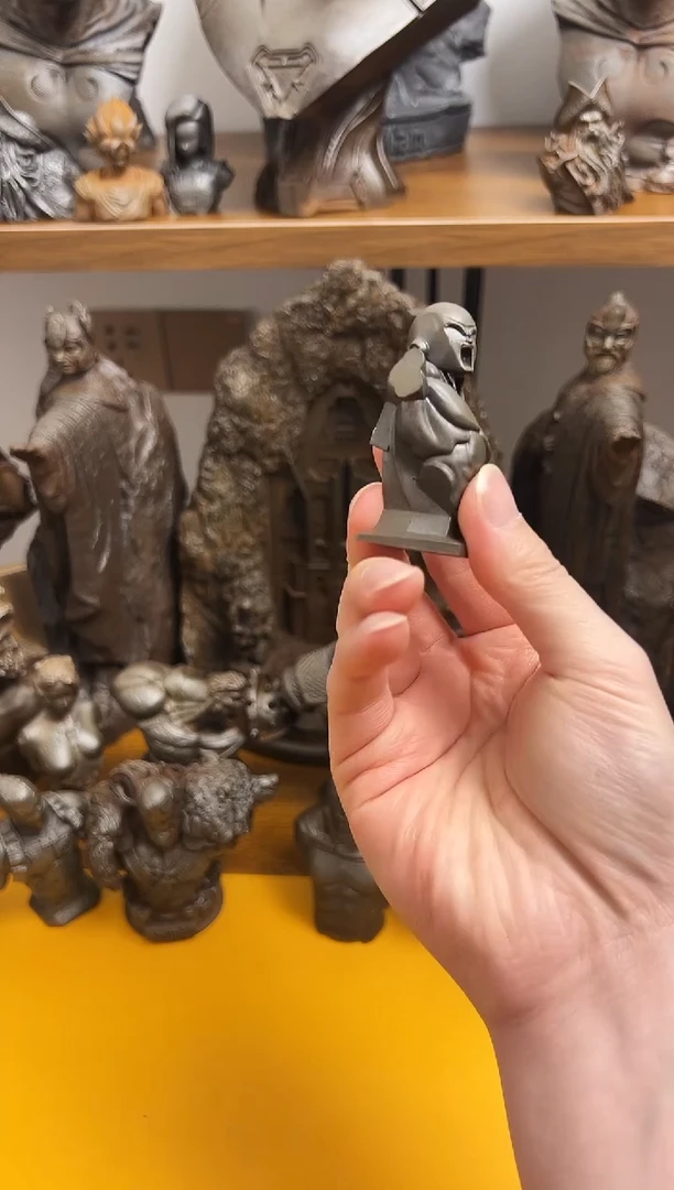 金属铁艺摆件---弗利萨