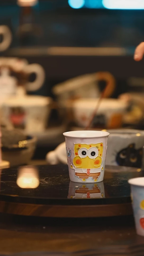 【闪购商品】摆件景德镇高温釉下彩手绘