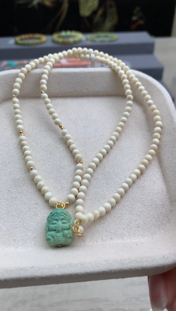 18K金镶嵌绿松石锁骨链茜.V148