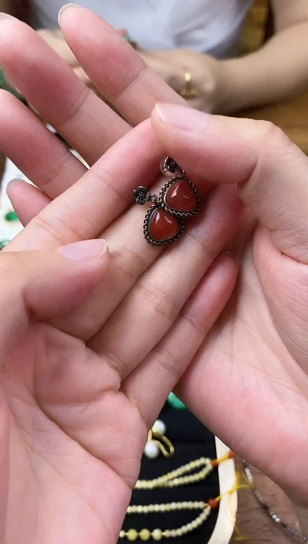 足银镶嵌南红玛瑙耳饰南红耳钉