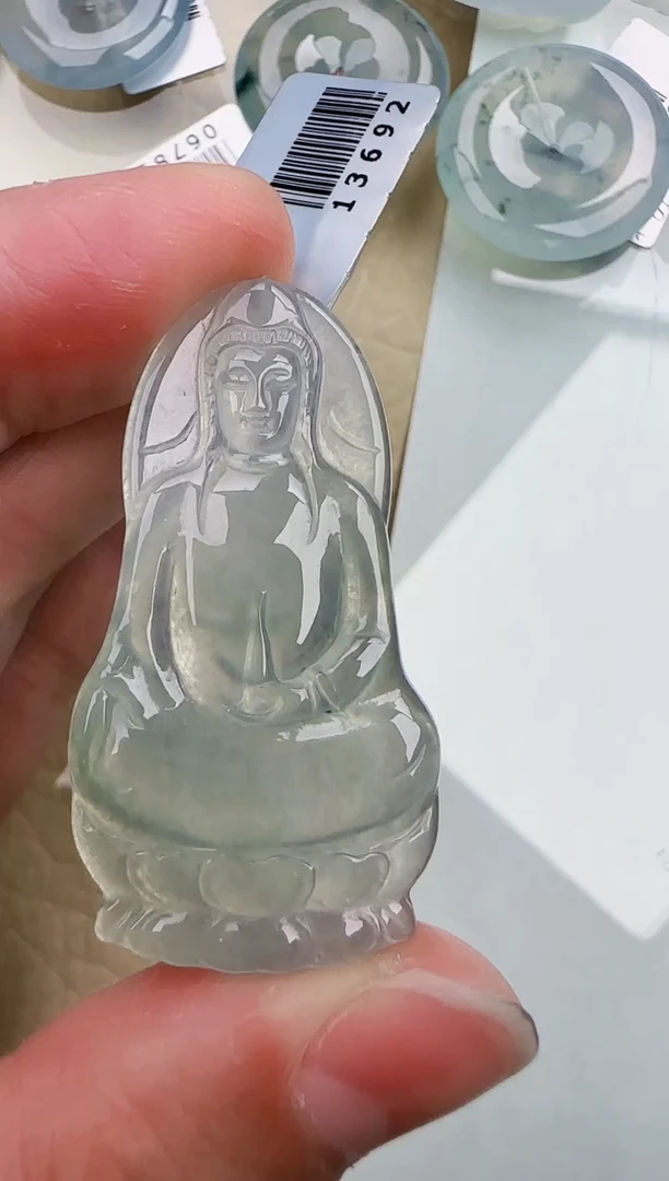 翡翠未镶嵌颈饰缅甸翡翠a货