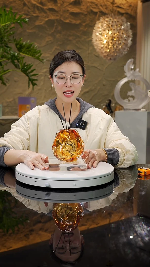 【闪购商品】瓷片福利款香薰瓶摆件