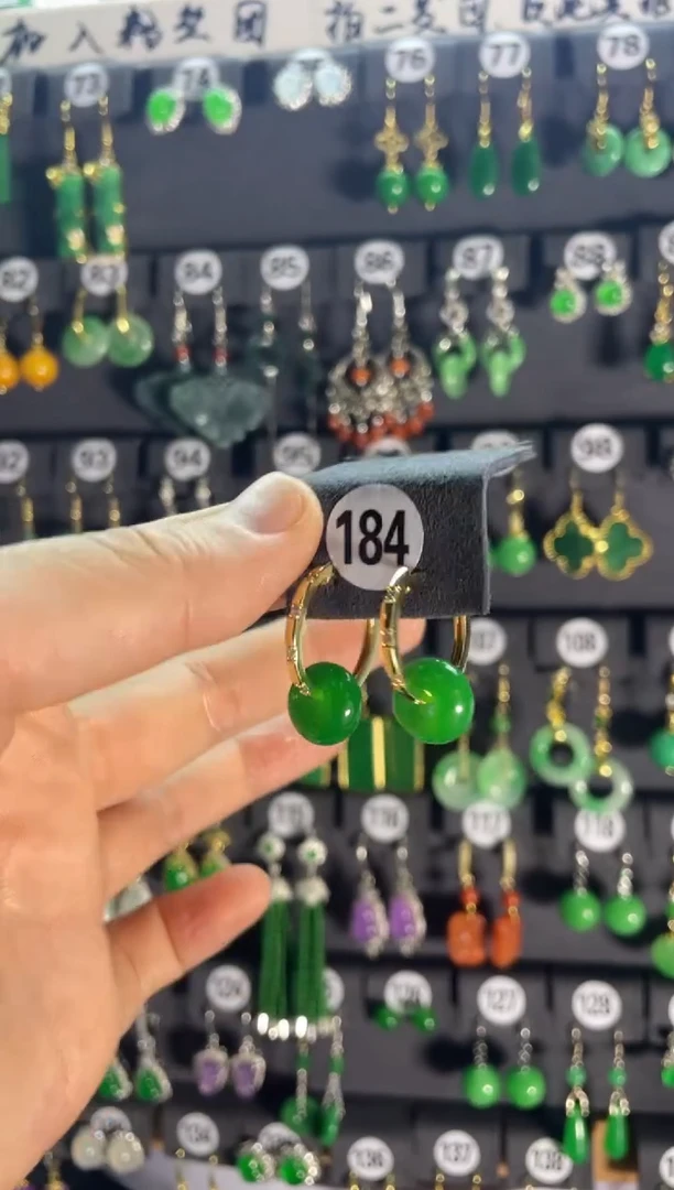 【闪购商品】翡翠颈饰银S925镶嵌184...