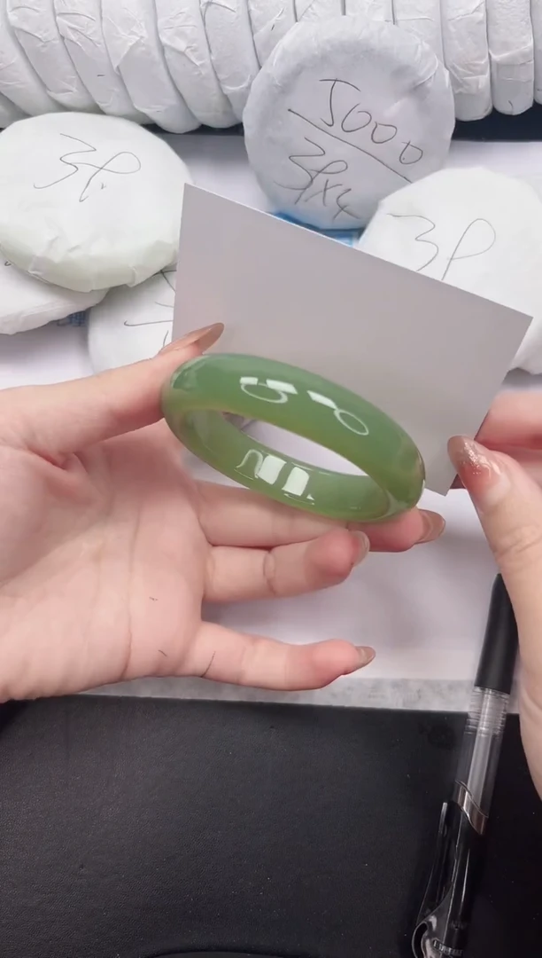 未镶嵌手镯石英质玉55-55HSL 88