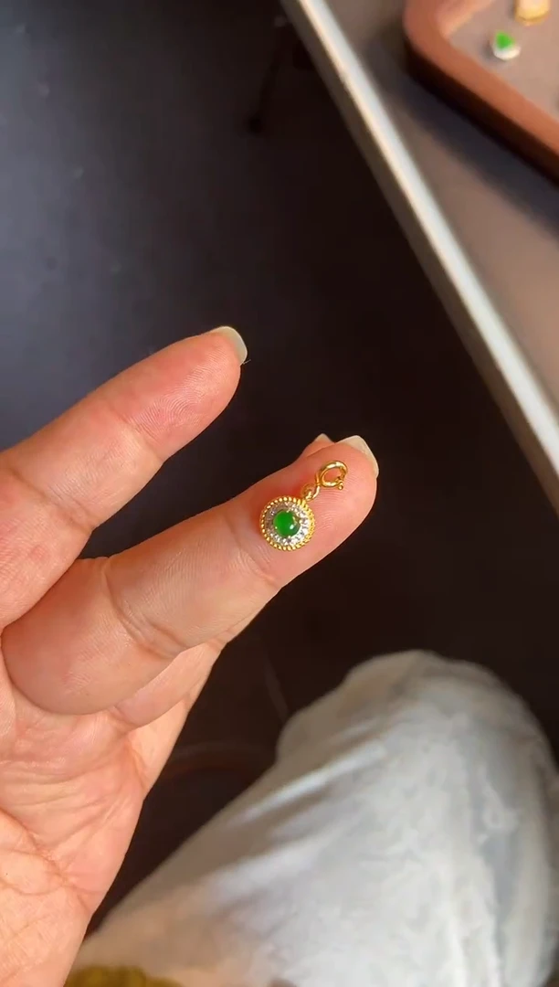 吊坠(不含链)银S925镶嵌翡翠1
