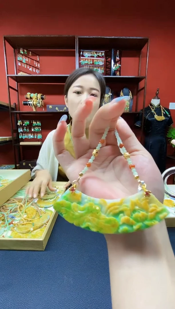 颈饰未镶嵌翡翠翡翠吊坠
