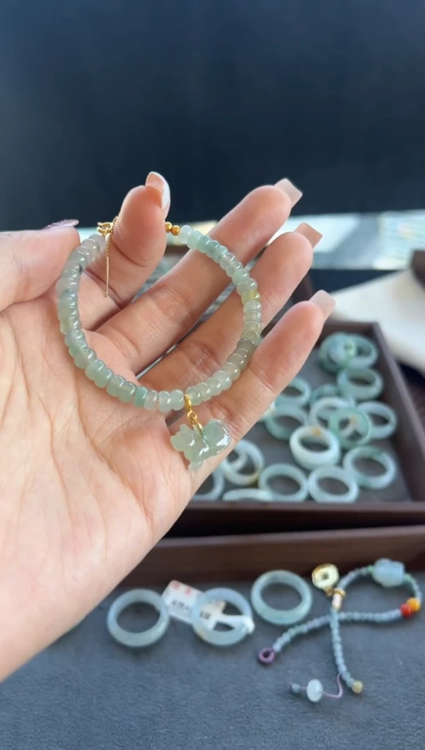 【闪购商品】翡翠手串未镶嵌607买断