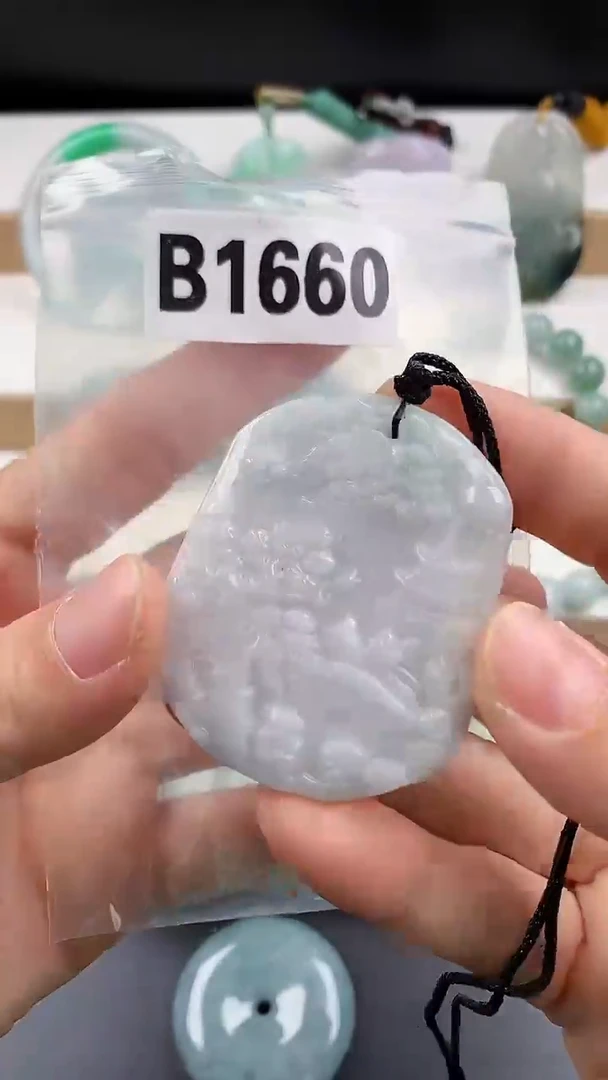 颈饰未镶嵌翡翠天然翡翠吊坠挂件