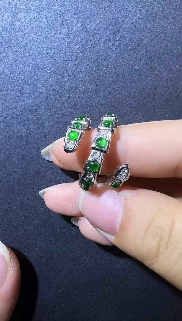 【闪购商品】翡翠戒指银S925镶嵌戒指