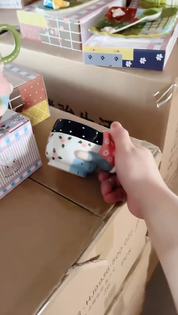 陶瓷手工手绘陶瓷直播间