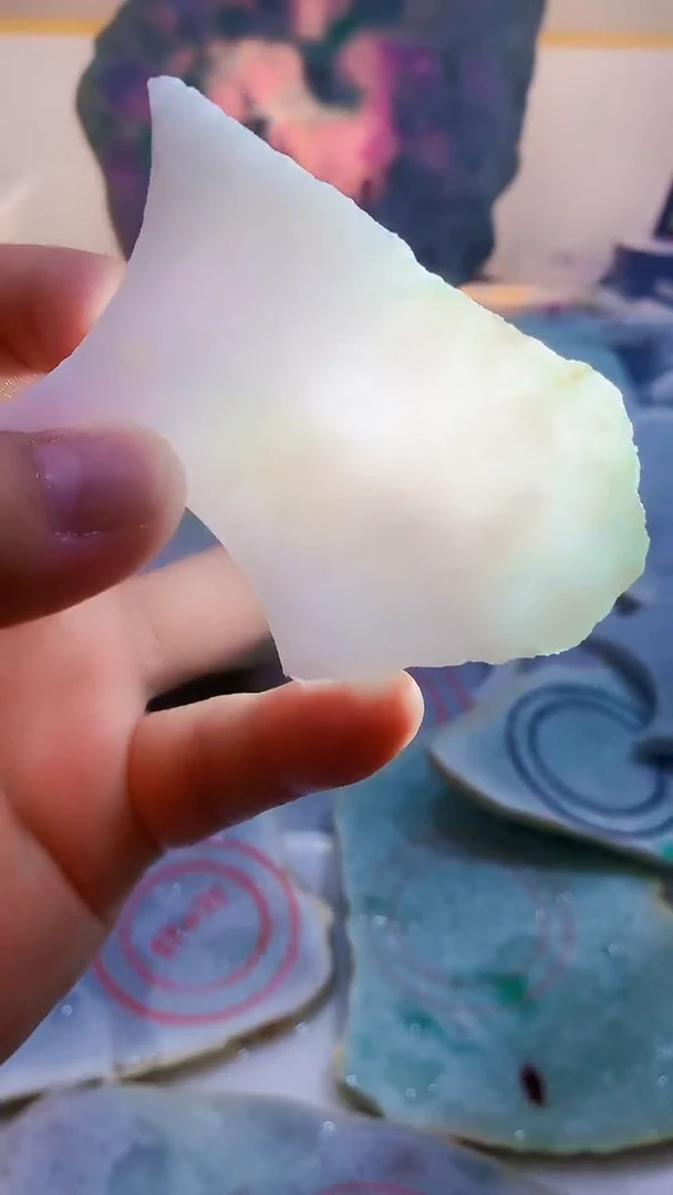 翡翠裸石0林0翡翠珠宝107