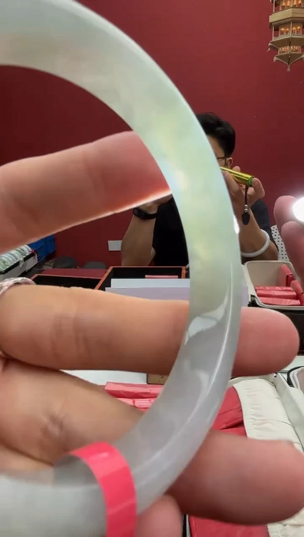 翡翠手镯未镶嵌25手镯