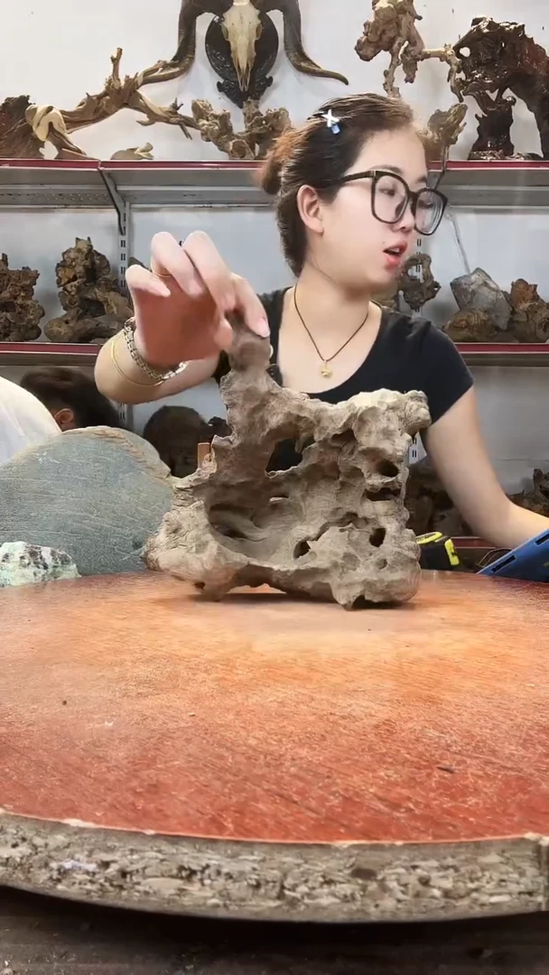 木雨**虹黄荆随型风化镂空底座摆件无漆无蜡