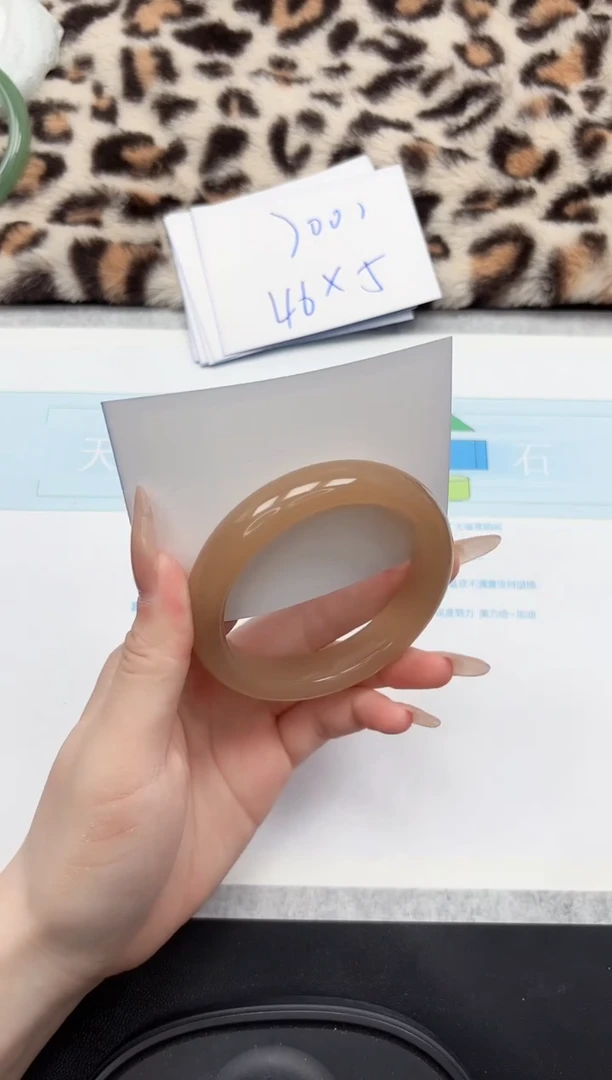 【闪购商品】石英质玉手镯未镶嵌105-59