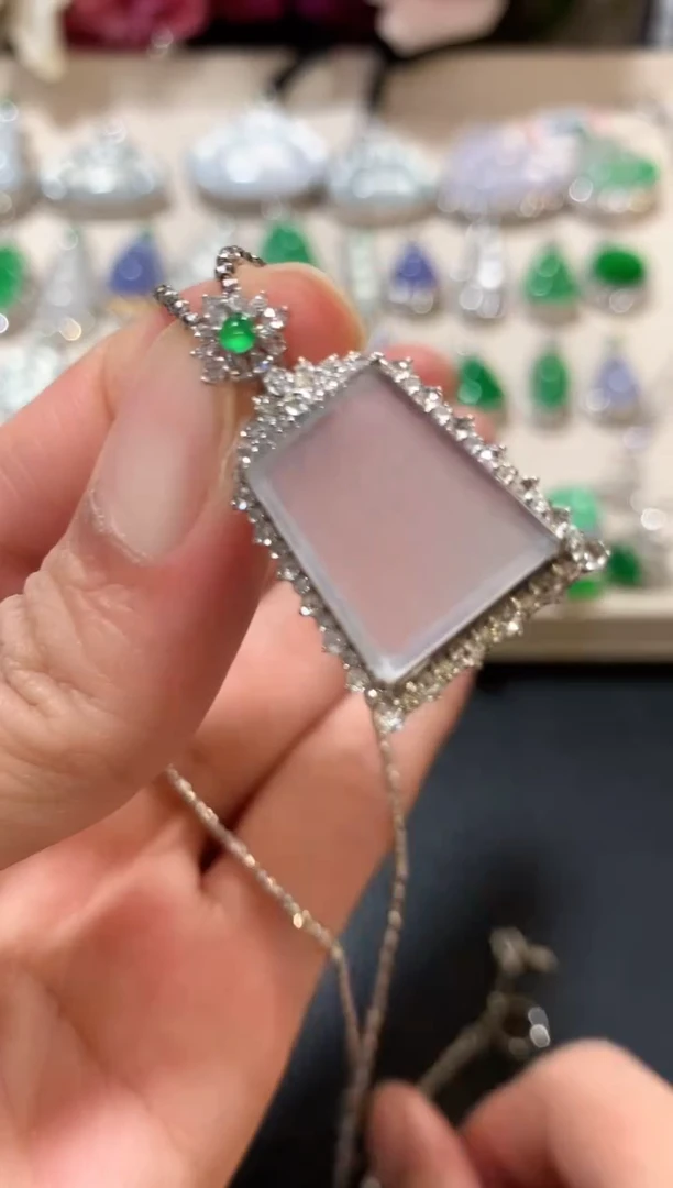 吊坠(不含链)18K金镶嵌翡翠z106