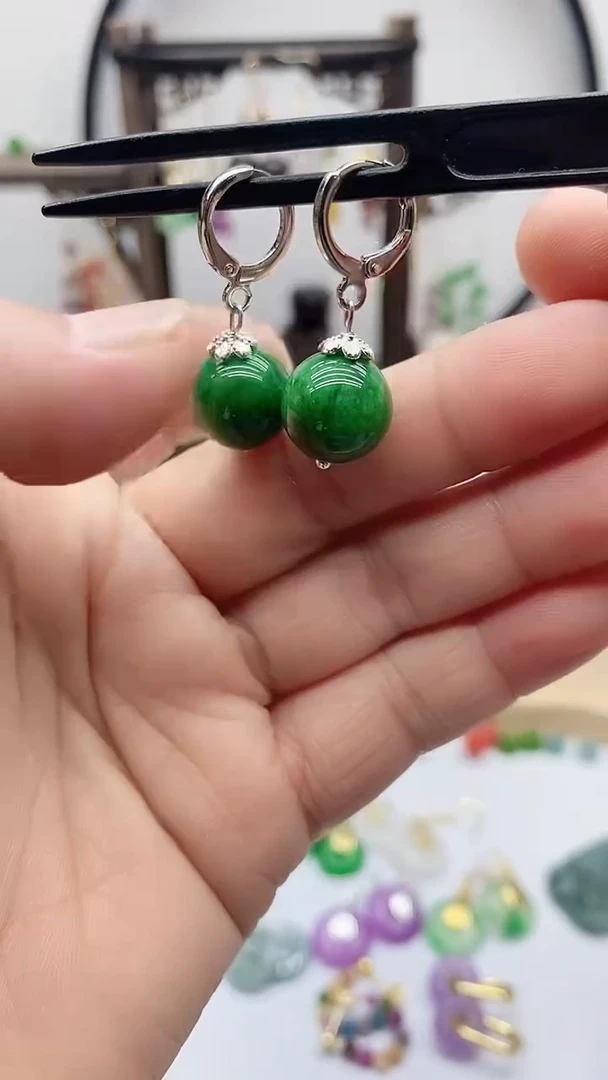 银S925镶嵌石英质玉（天山翠）耳饰113