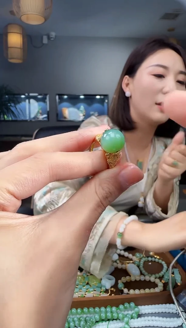 银S925镶嵌戒指和田玉1