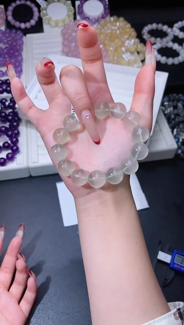 【闪购商品】萤石手链未镶嵌213.63手串