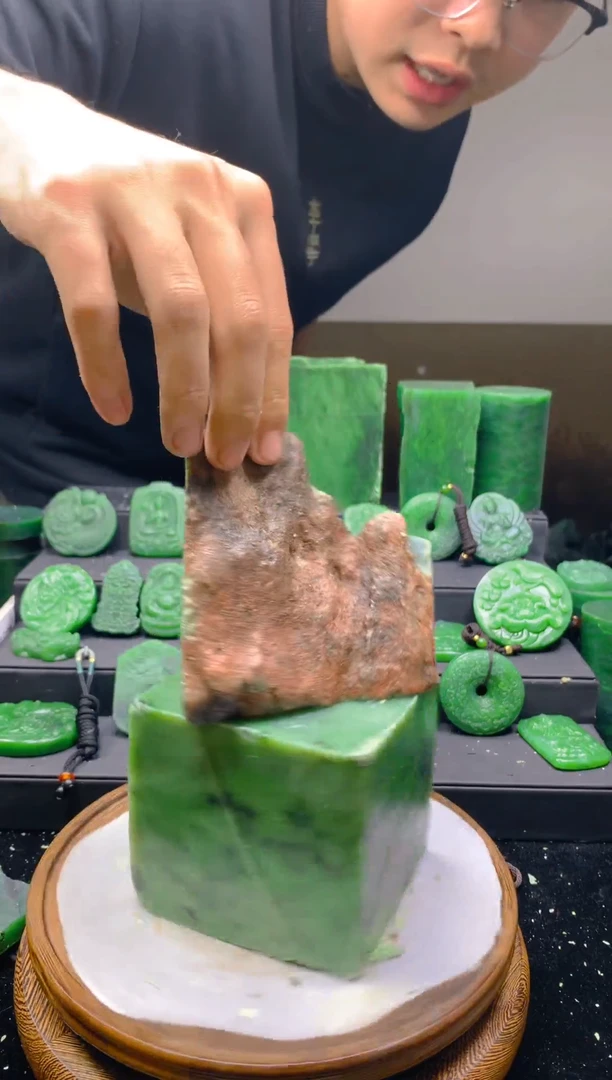 未镶嵌和田玉珠宝半成品1